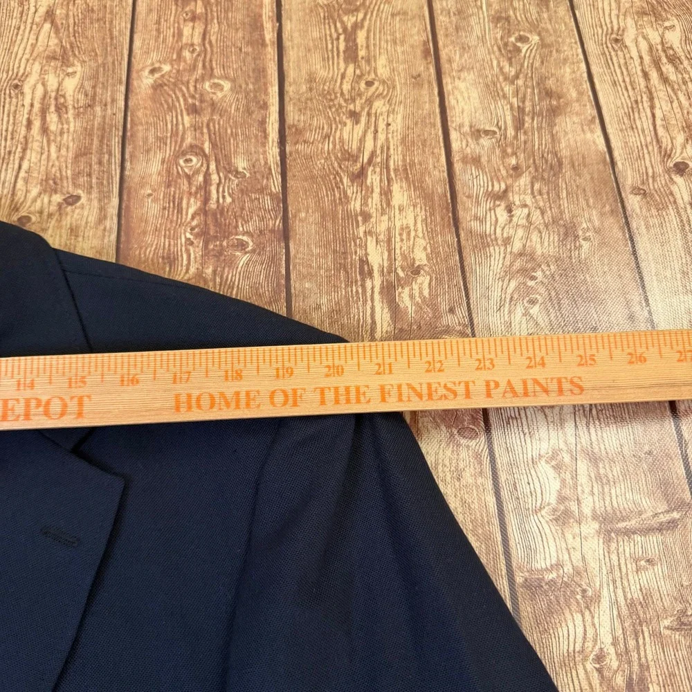 Stafford Classic Blazer Sport Coat Mens size 44R Blue Gold Tone Buttons